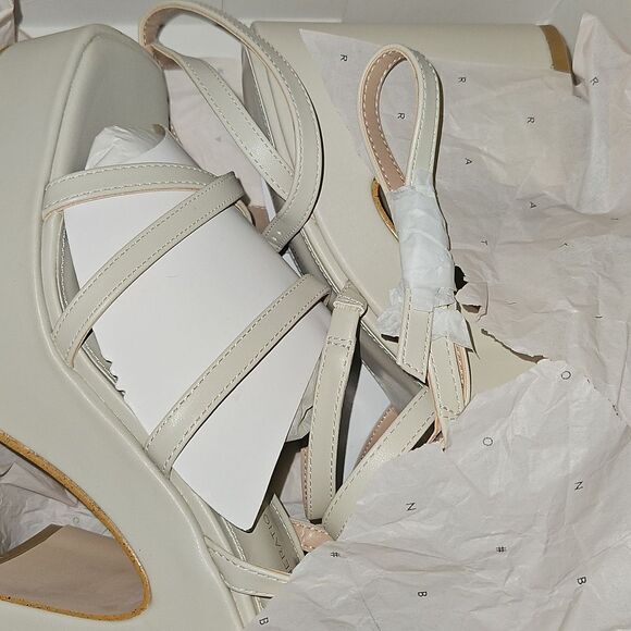 BCBG Generation Stone Color 9M Sandi Sandals Chic Cream Strappy Platform Sandals - Picture 3 of 4